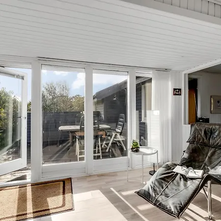 Pirjo - 350m To The Fjord By Interhome Vakantiehuis *