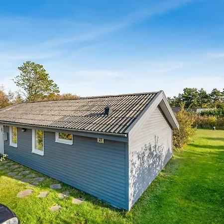 Vakantiehuis Pirjo - 350m To The Fjord By Interhome